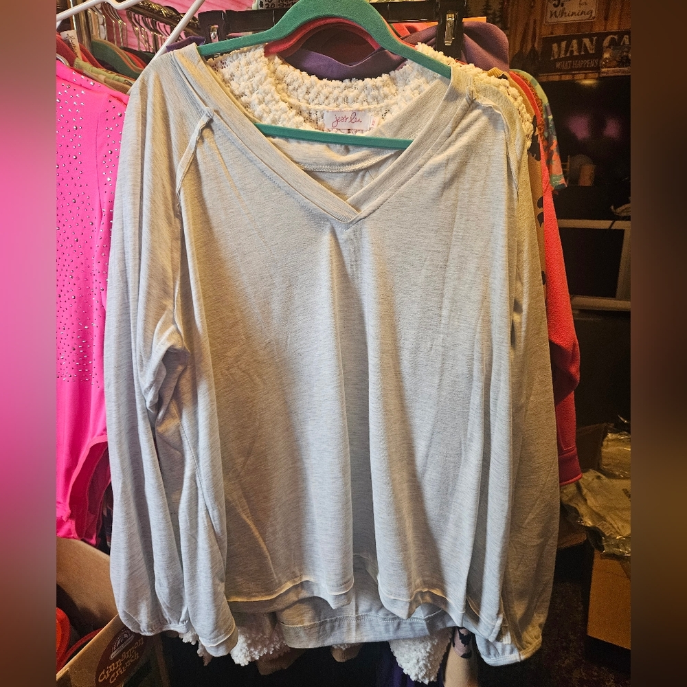 Gray V-Neck Women's Top Cotton Poly Blend 3X